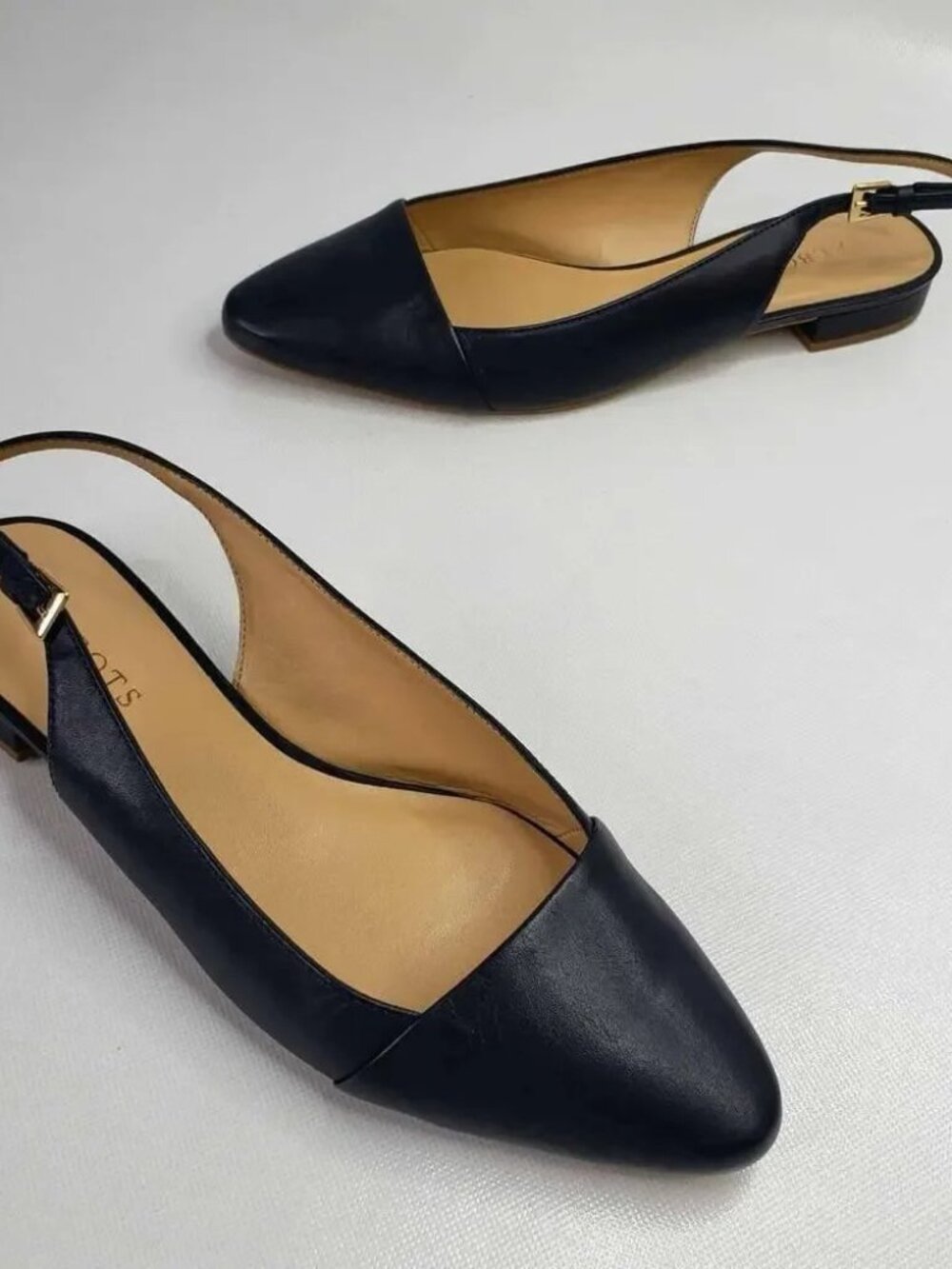 Women’s Talbots Leather navy blue Flat Slingback Shoes Size 9 Pointed Toe